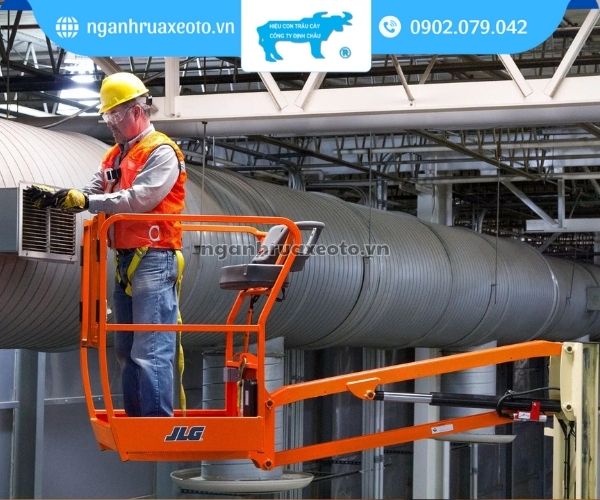 Tuân thủ quy định an toàn thiết bị nâng để đảm bảo an toàn khi vận hành máy