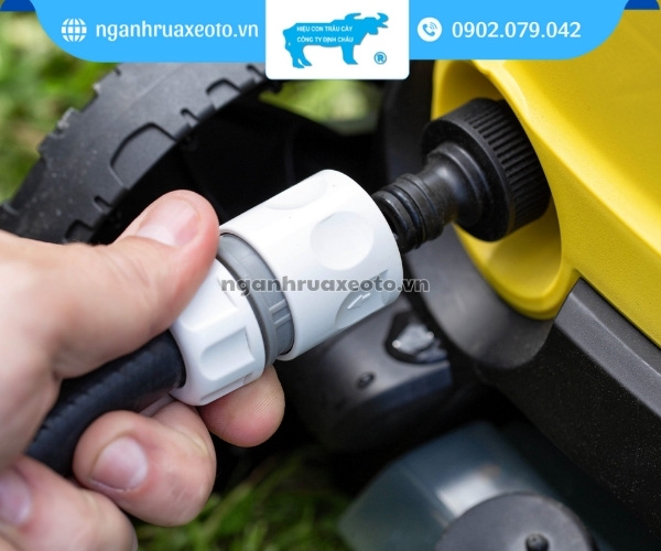 Lắp ráp thiết bị đúng kỹ thuật, đảm bảo các khớp nối không bị lỏng