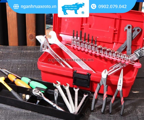 Bộ dụng cụ cầm tay chuyên dụng